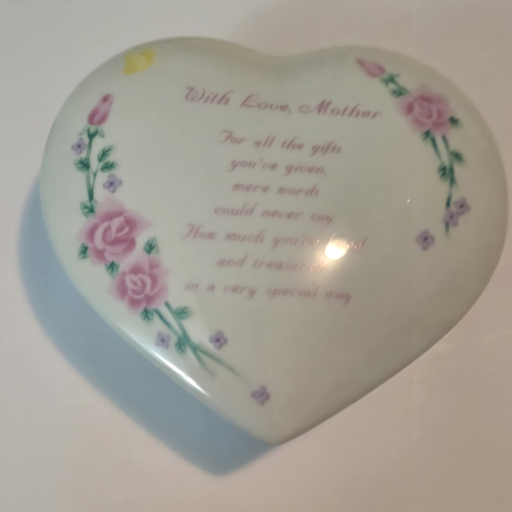 Heart Shaped Lidded Porcelain Trinket Box "With Love, Mother" Russ Korea